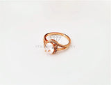 Anillo Dama de Lujo -103306 - Diseño Solitario Bisel Flor con CZ Clara Oro Laminado 18K
