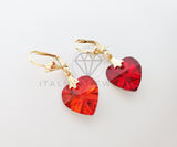 Arete Elegante - 100708 - Diseño de Corazón con CZ Roja Oro Laminado 18K
