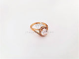 Anillo Dama de Lujo -103306 - Diseño Solitario Bisel Flor con CZ Clara Oro Laminado 18K