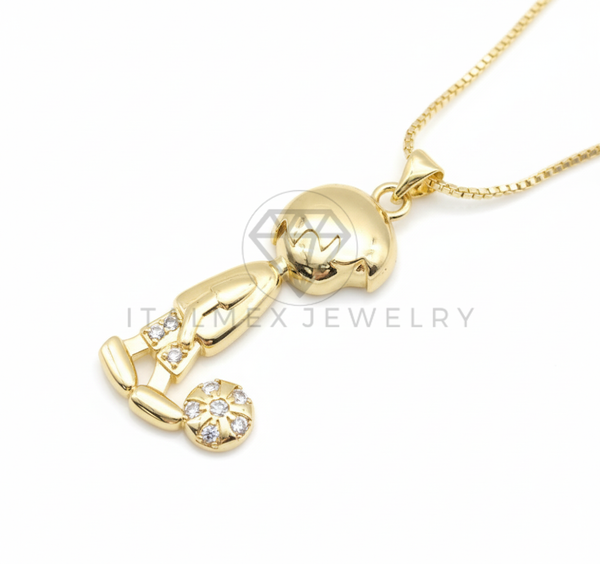 Collar Elegante - 106480 - Collar Niño Jugando Fútbol CZ Clara - Oro Laminado 18K