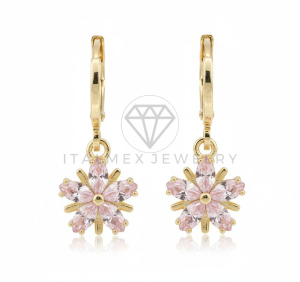 Arete de Lujo - 106540 - Huggie Flor CZ Rosa - Oro Laminado 18K