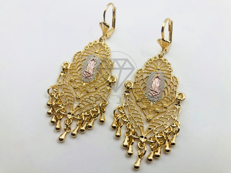 Arete de Lujo - 102892 - Arete Largo Filigrana con Virgen de Guadalupe Oro Laminado 18K