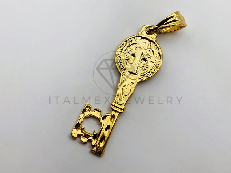 Dije de Lujo - 104192 - Dije Llave San Benito Dorado - Oro Laminado 18K