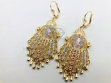 Arete de Lujo - 102895 - Arete Largo Filigrana con Virgen Oro Laminado 18K