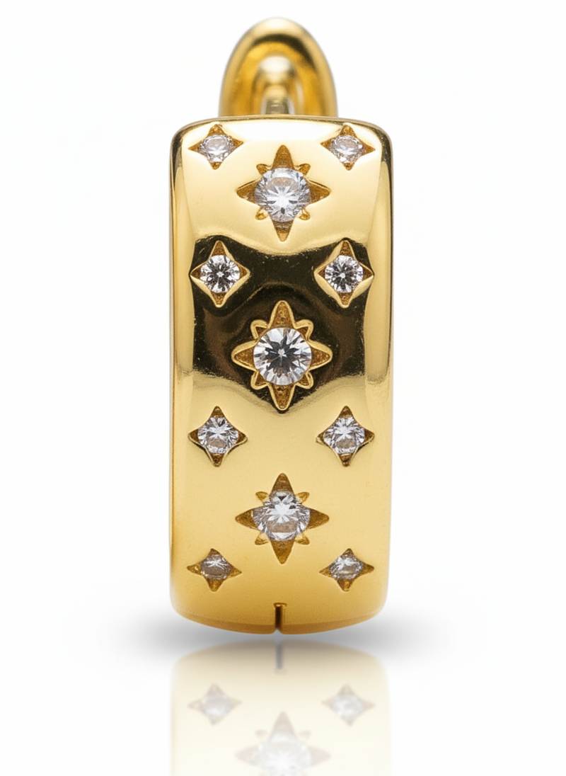 Arete de Lujo - 106461 - Huggie Inspirado Louis Vuitton CZ Clara - Oro Laminado 18K