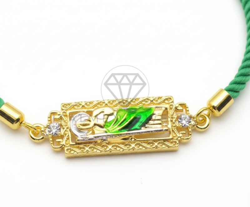 Pulsera de Lujo- 106421 - Pulsera Ajustable Verde con Dije de San Judas CZ Oro Laminado 18K