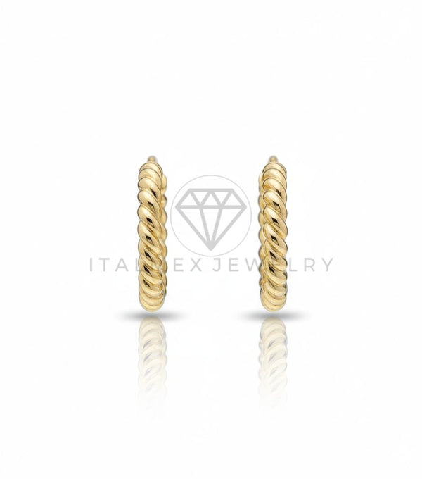 Arete de Lujo - 106714 - Huggie Torcidos - Oro Laminado 18K