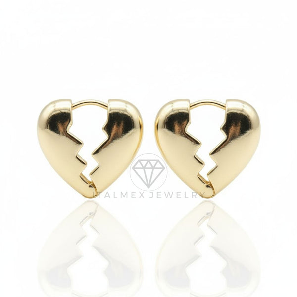 Arete de Lujo - 106717 - Huggie de Corazón Roto- Oro Laminado 18K