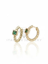 Arete de Lujo - 106718 - Huggie Trenzado CZ Verde - Oro Laminado 18K
