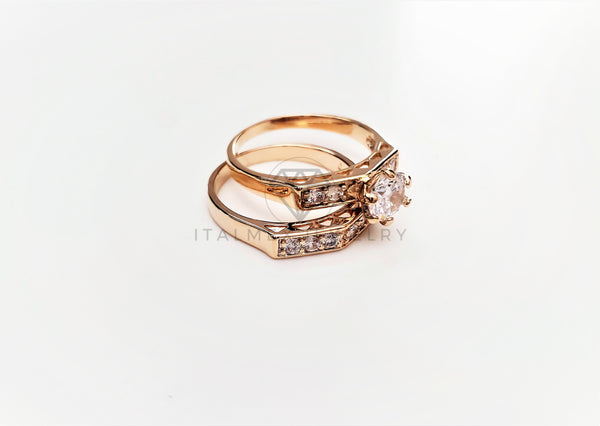 Anillo Dama de Lujo - 103401 - Diseño Alianza Matrimonio CZ Clara Oro Laminado 18K