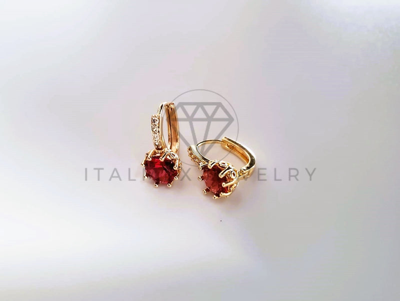 Huggie de Lujo - 103683 - Diseño Corte Redondo CZ Roja Oro Laminado 18K
