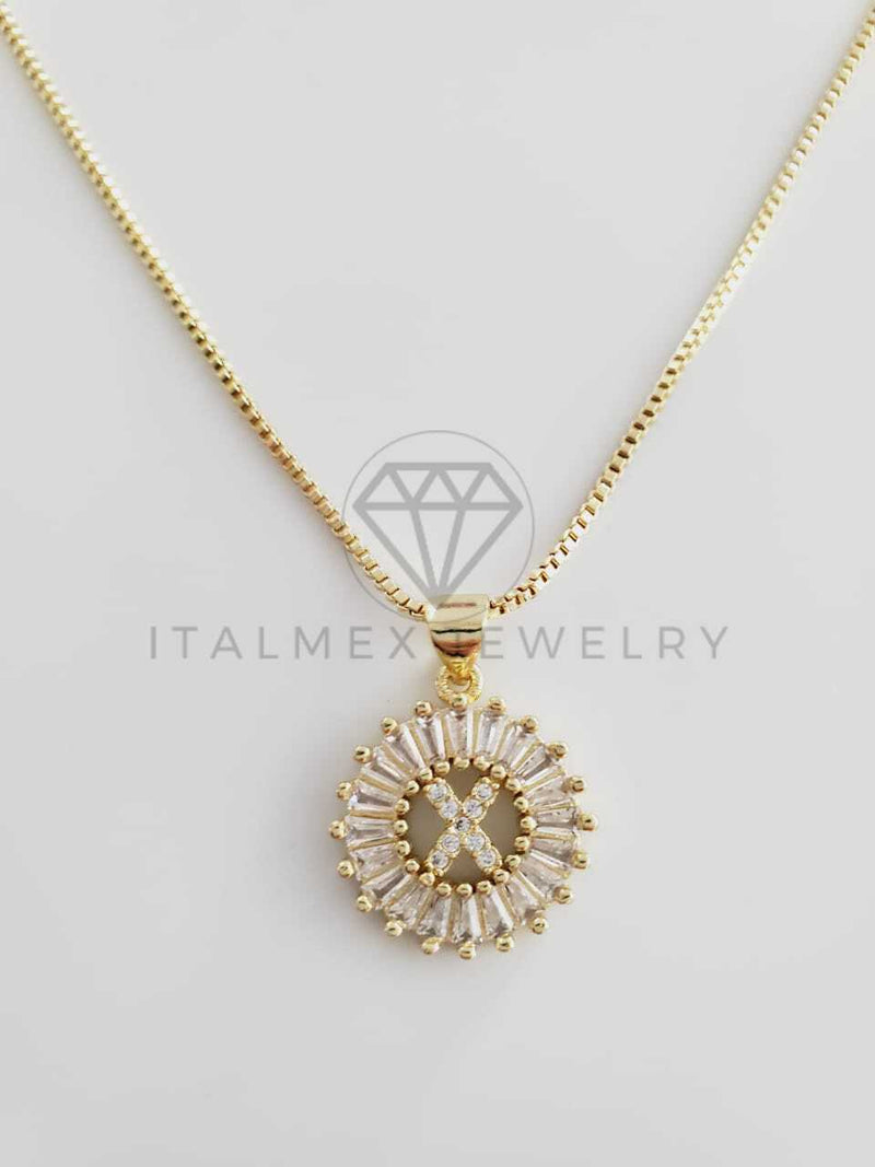 Collar Elegante - 102329 - Collar Inicial "X" Con CZ Clara Oro Laminado 18K