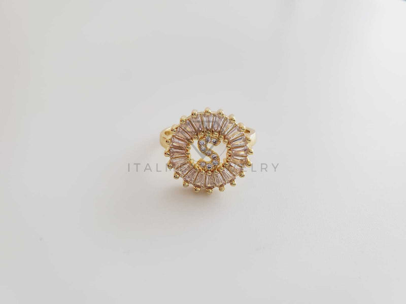 Anillo de Lujo - 102565 - Diseño Inicial "S" con CZ Clara Oro Laminado 18K