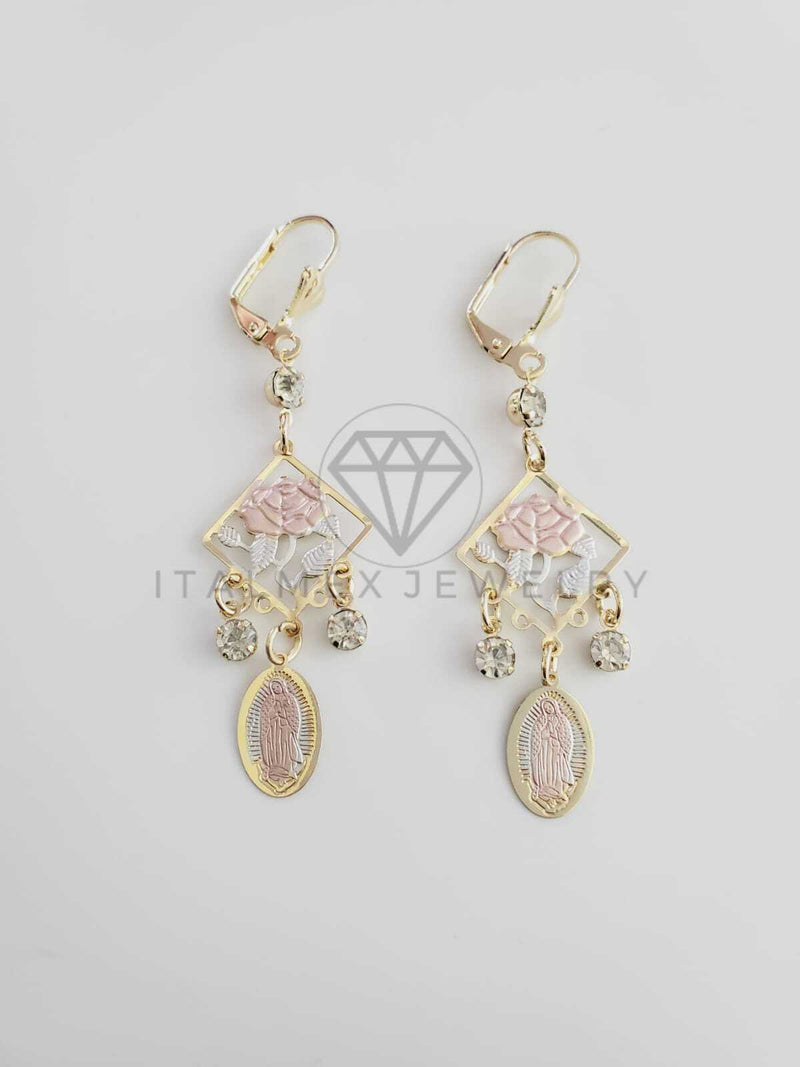 Arete de Lujo - 102415 - Arete Largo Filigrana Rosa Guadalupe Oro Laminado 18K