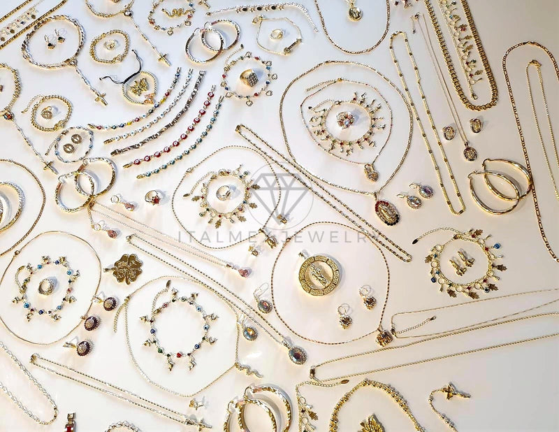 ¡Crece tu Negocio! - Paquete de 140+ Piezas Oro Laminado 18K- Mayoreo - SIN Joyeria Religiosa