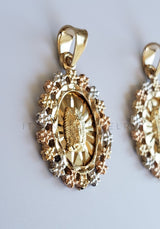 Dije Religioso - 100400 - Medalla de Virgen Diamantada con Bisel de Flores Tamaño Chico Oro Laminado 18K
