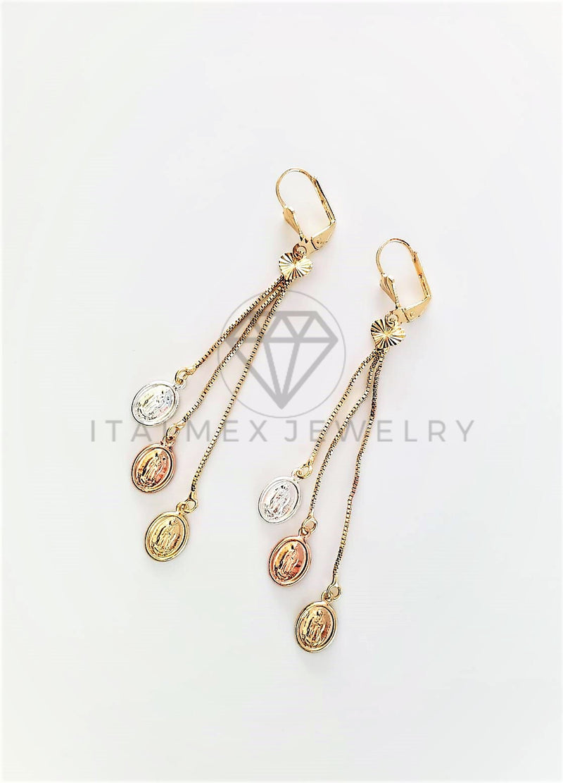 Arete de Lujo - 103071 - Arete Estilo Tira Virgen Maria Oro Laminado 18K