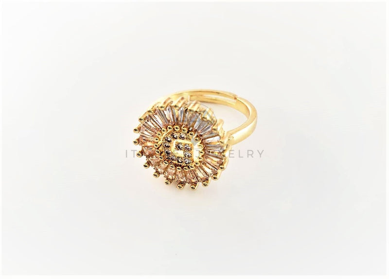 Anillo de Lujo - 102601 - Diseño Inicial "G" con CZ Clara Oro Laminado 18K